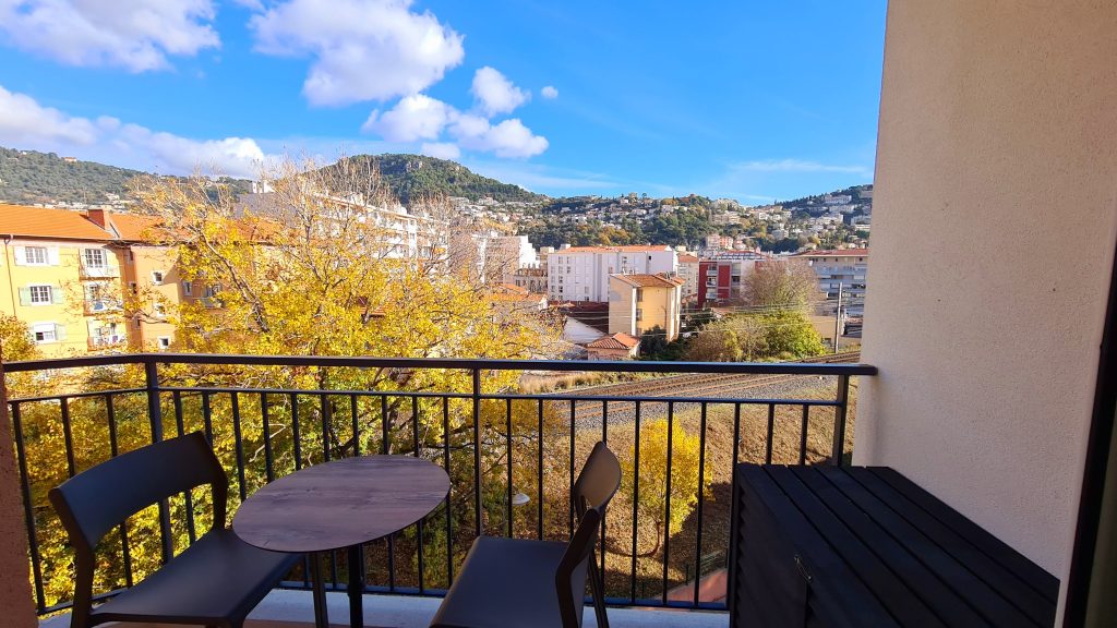 Vue d'un balcon de la Villa Rose